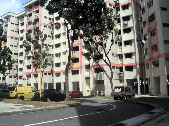 Hougang Avenue 2 thumbnail photo